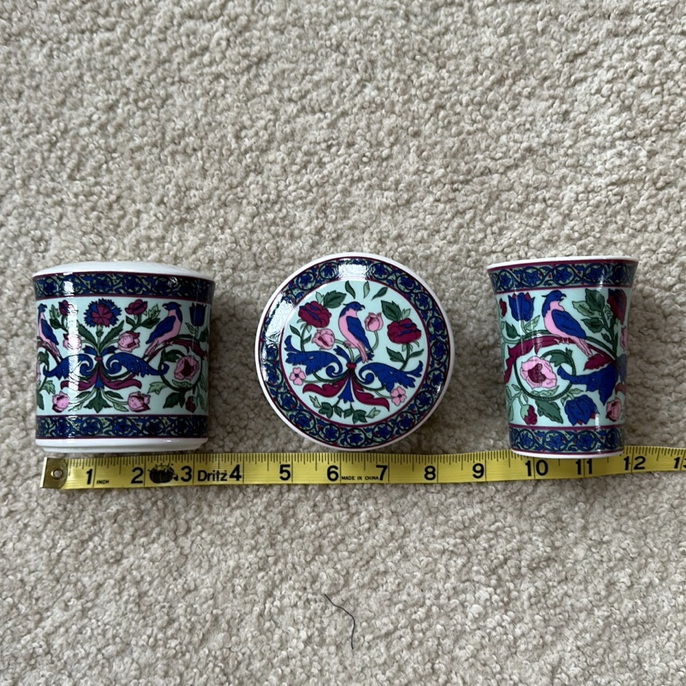 Pier 1 3-Piece Ceramic Bath Accessory Set - Picture 15 of 16